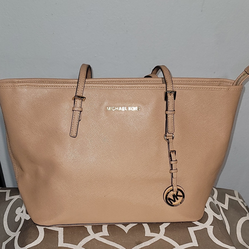 Michael Kors Beige Leather Tote
